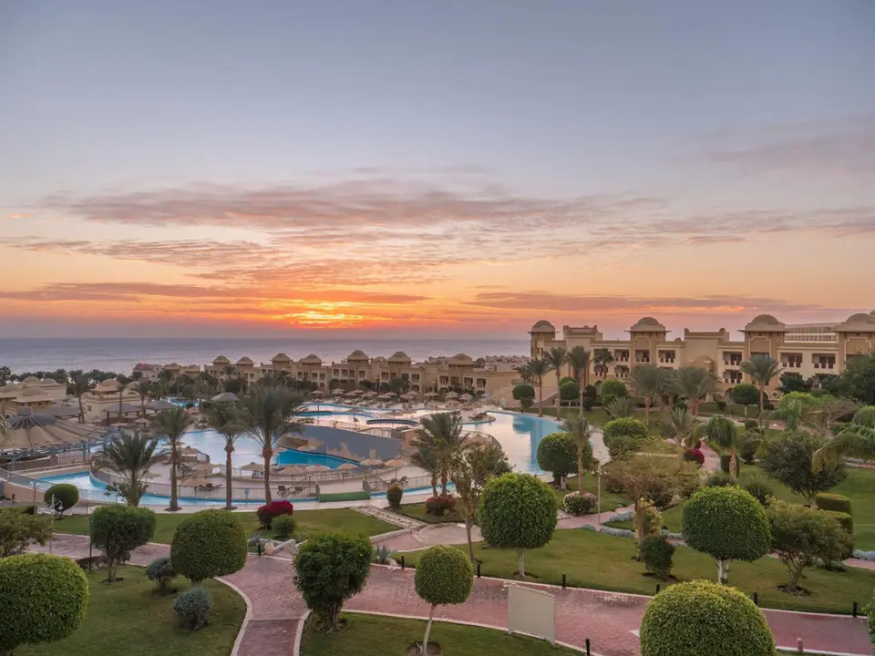 SERENITY ALPHA BEACH (EX. SERENITY MAKADI BEACH) — фото 1, Coral Travel