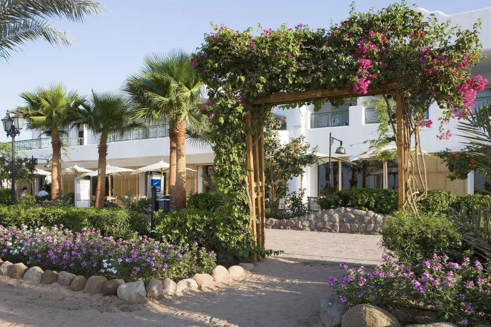 NOVOTEL SHARM EL SHEIKH (EX. NOVOTEL BEACH) — фото 7, Coral Travel