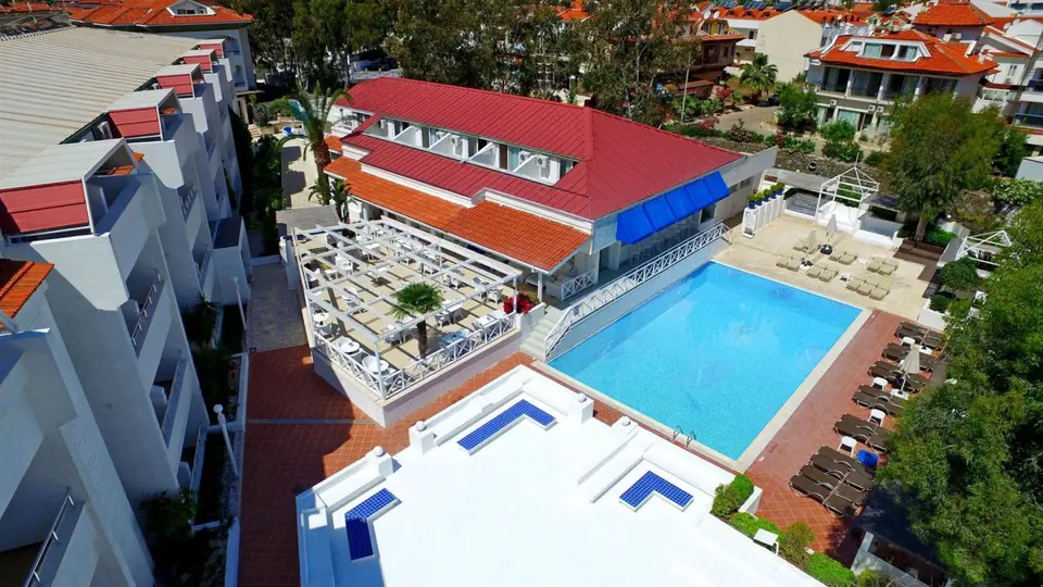 CLUB MUNAMAR BEACH RESORT — фото 1, Coral Travel