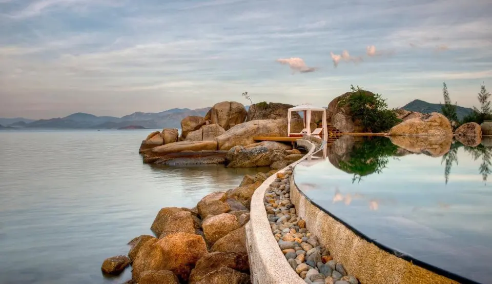 L'ALYA NINH VAN BAY (EX. L'ALYANA NINH VAN BAY) — фото 2, Coral Travel