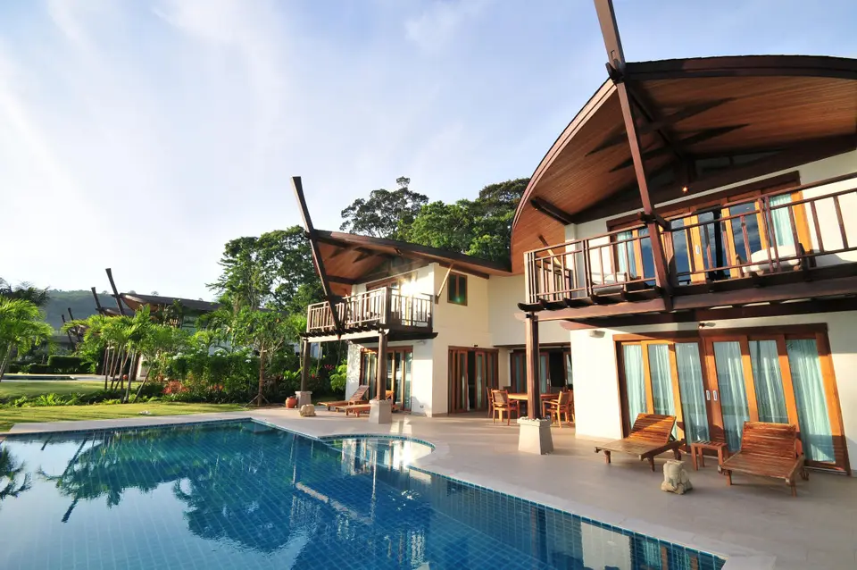 BARCELO COCONUT ISLAND (EX. THE VILLAGE COCONUT ISLAND) — фото 1, Coral Travel