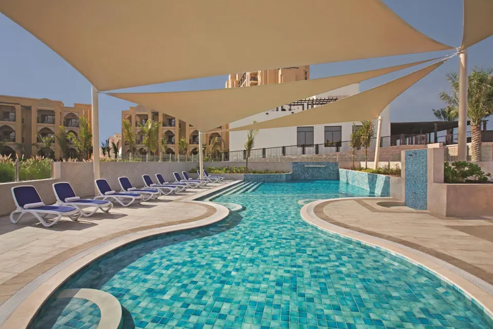 DOUBLETREE BY HILTON RESORT & SPA MARJAN ISLAND — фото 3, Coral Travel
