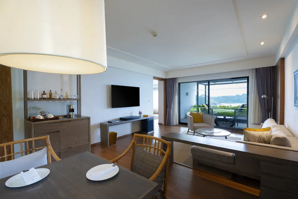 THE NAI HARN (EX. PURAVARNA THE ROYAL PHUKET YACHT CLUB) — фото 9, Coral Travel