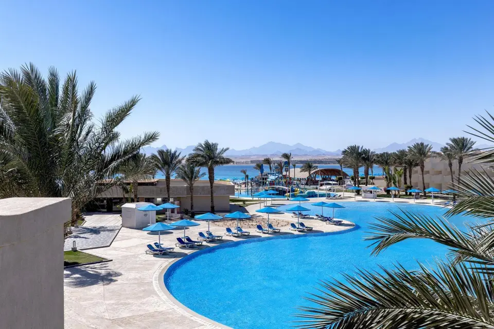 THE V LUXURY RESORT — фото 5, Coral Travel