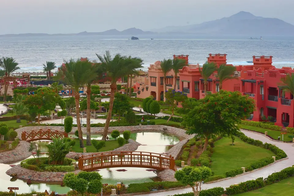 CHARMILLION SEA LIFE RESORT (EX. SEA LIFE RESORT) — фото 2, Coral Travel