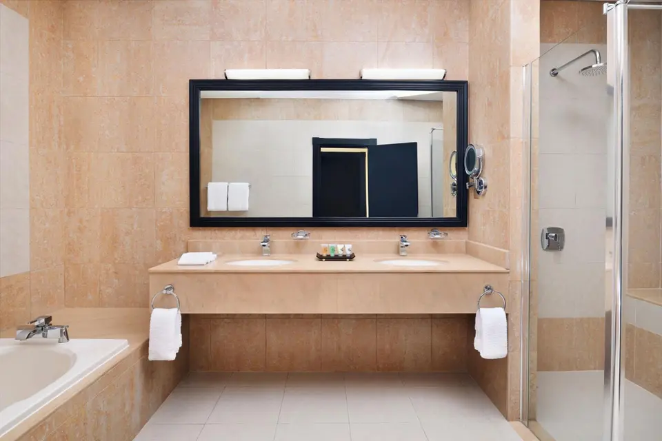 AL HAMRA RESIDENCE — фото 12, Coral Travel