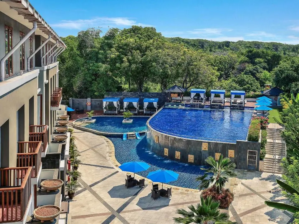MERCURE BALI NUSA DUA — фото 2, Coral Travel