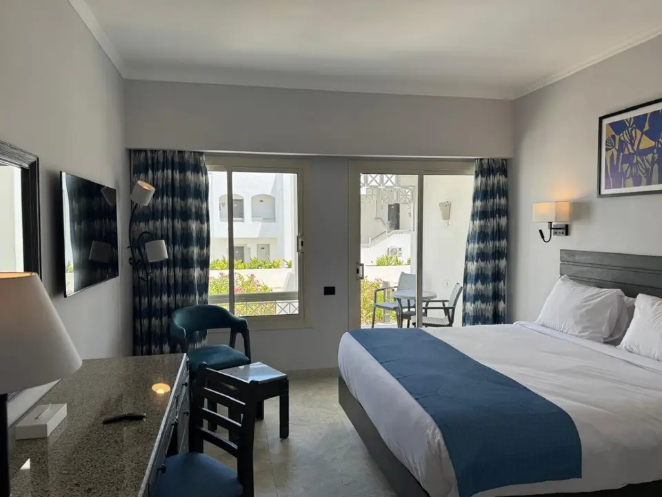 INVIDIA CORAL BEACH TIRAN (EX. CORAL BEACH RESORT TIRAN) — фото 1, Coral Travel