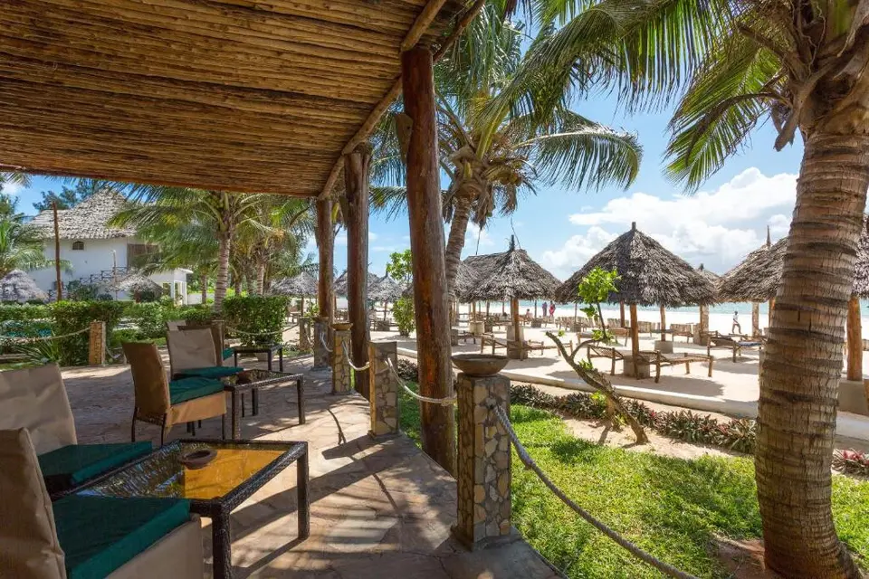 AHG WARIDI BEACH RESORT & SPA — фото 6, Coral Travel