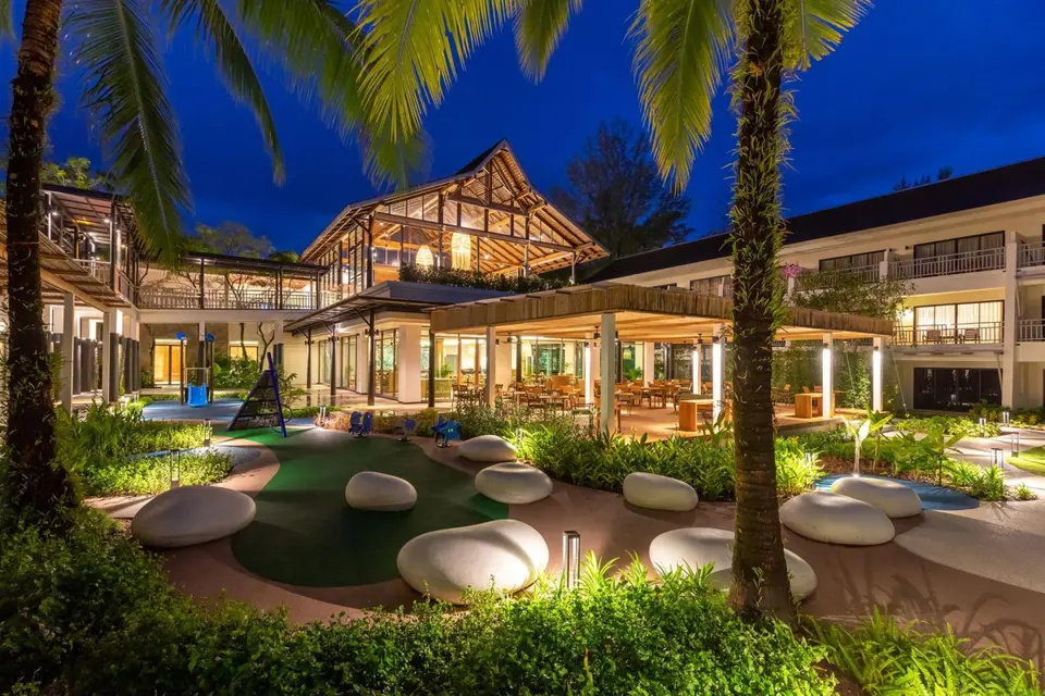 OUTRIGGER KHAO LAK BEACH RESORT (EX. MANATHAI RESORT KHAO LAK) — фото 1, Coral Travel