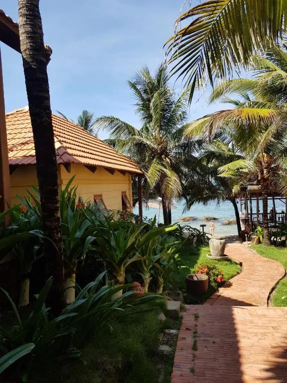 FREE BEACH RESORT — фото 5, Coral Travel