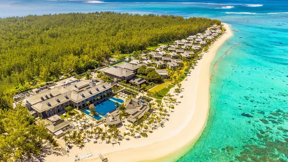 THE ST. REGIS LE MORNE RESORT MAURITIUS (EX. JW MARRIOTT MAURITIUS RESORT) — коллекция Coral Travel