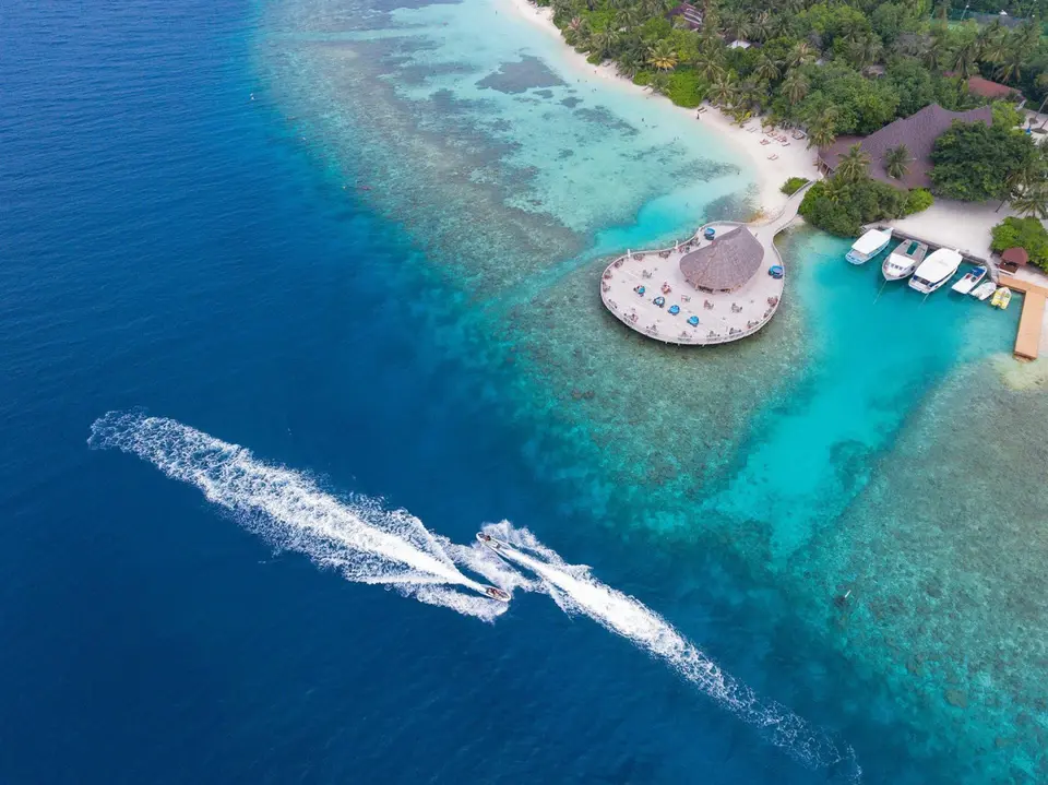 BANDOS MALDIVES (EX. BANDOS ISLAND RESORT) — фото 10, Coral Travel