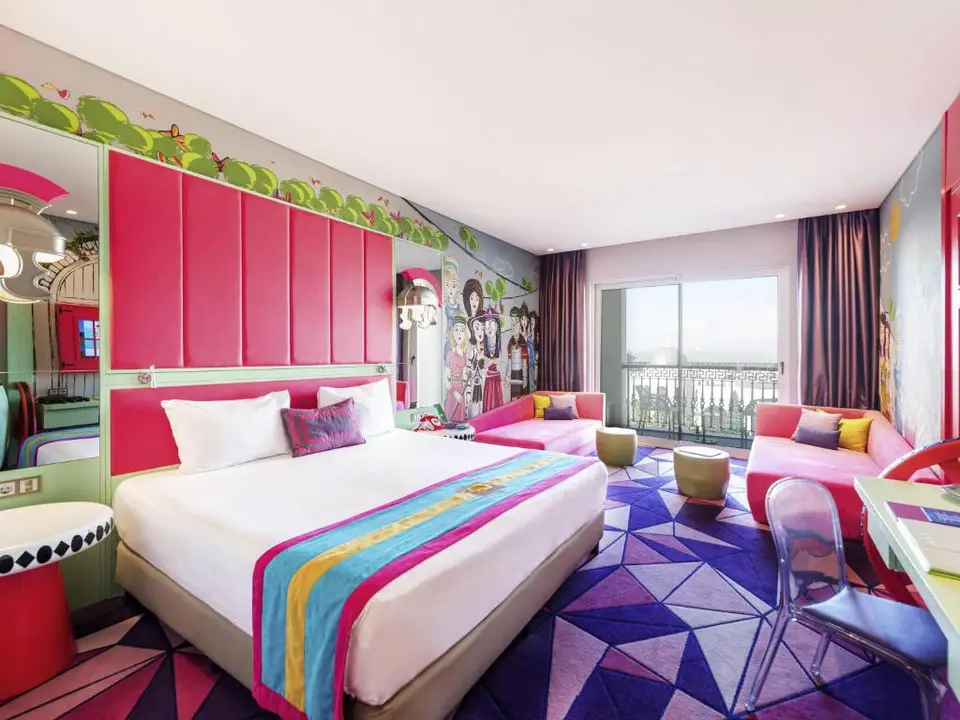 THE LAND OF LEGENDS KINGDOM (EX. RIXOS THE LAND OF LEGENDS THEME PARK) — фото 8, Coral Travel